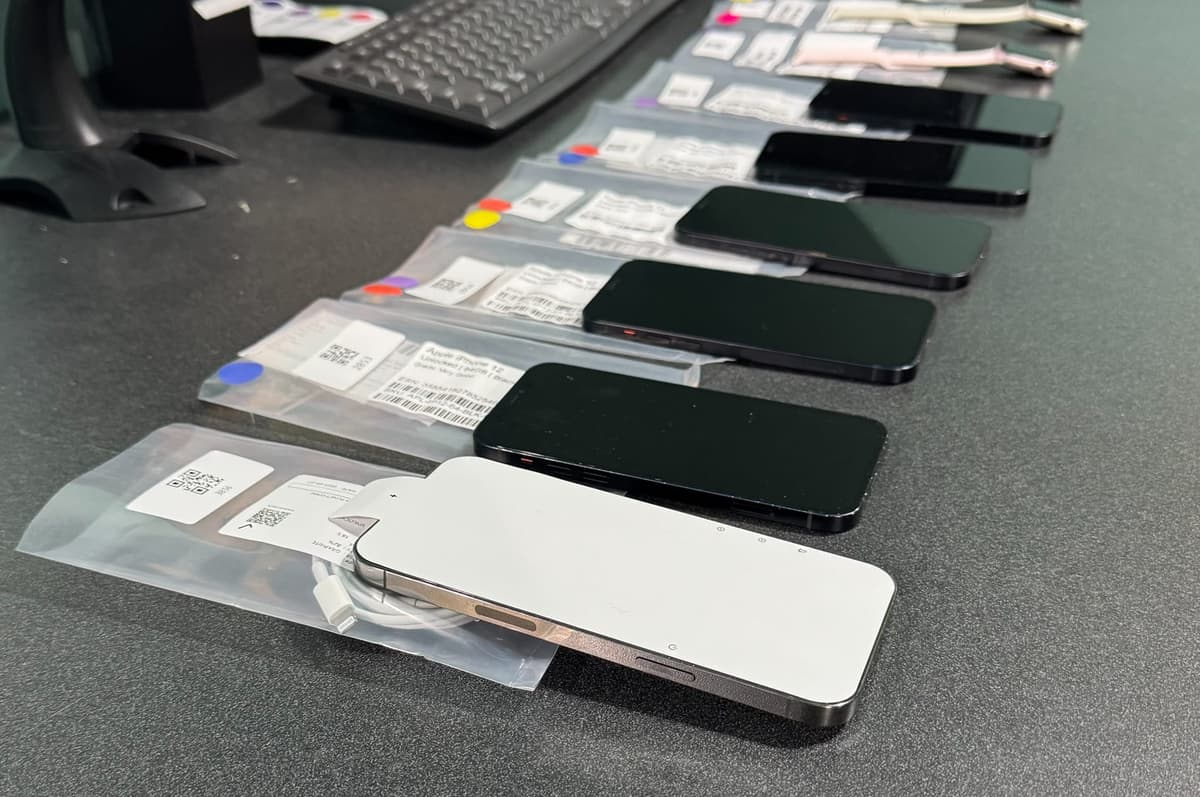 Phones being processed at BuybackTree